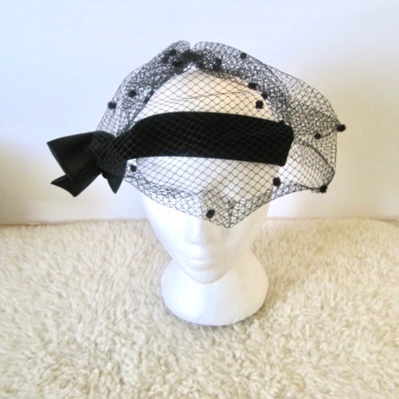 Elegant Black Veil Hat - Picture 1 of 3